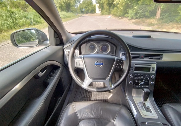 Volvo V70 cena 28500 przebieg: 368000, rok produkcji 2010 z Terespol małe 301